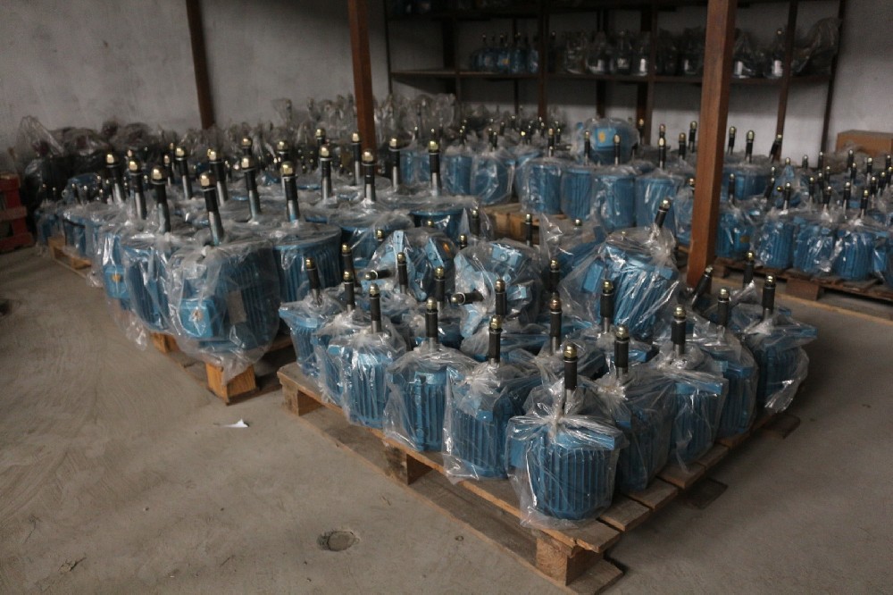 冷卻塔專用電機(jī)、減速機(jī)及配件